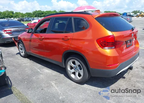 2013 BMW X1 Sdrive28I z USA, uszkodzony, nr VIN WBAVM1C51DVW41056